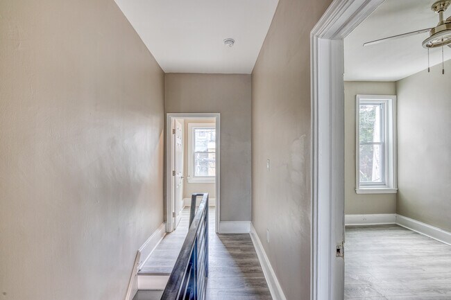 Building Photo - 4834 Olive St