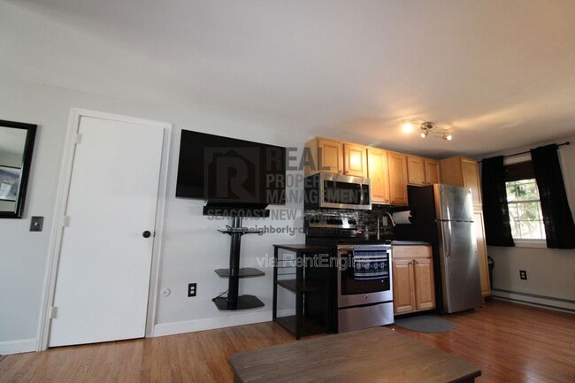 Building Photo - 93 Henry Law Ave