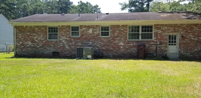 Building Photo - Single Family Home in Great Bridge