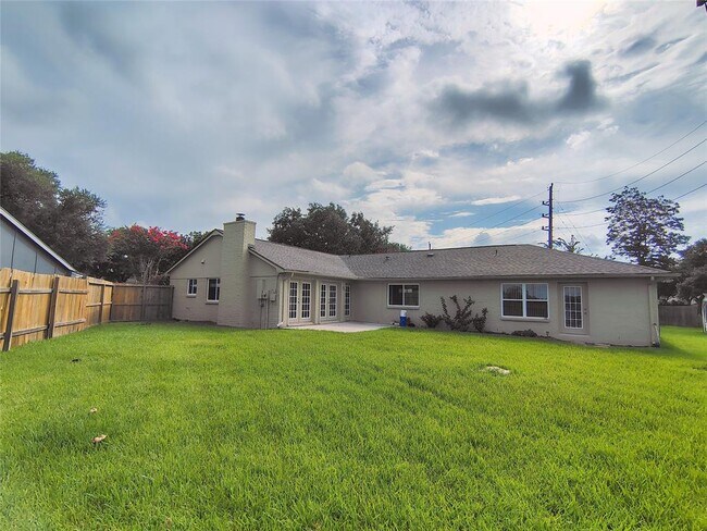 Building Photo - 2546 Long Reach Dr
