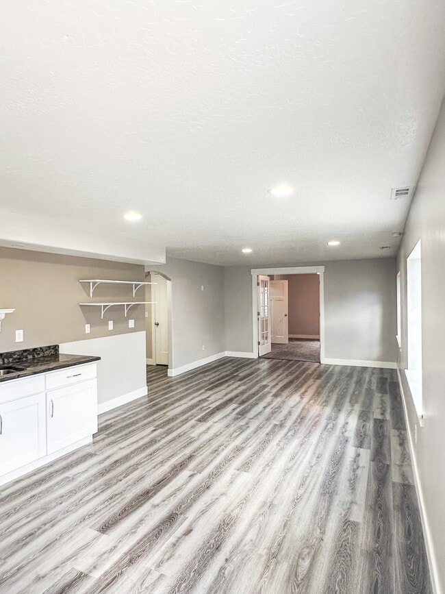 Building Photo - 4441 Wynridge Ln