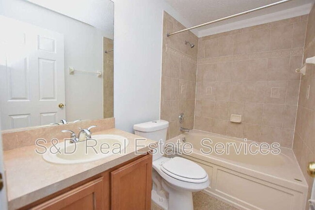 Building Photo - 5365 River Rock Rd