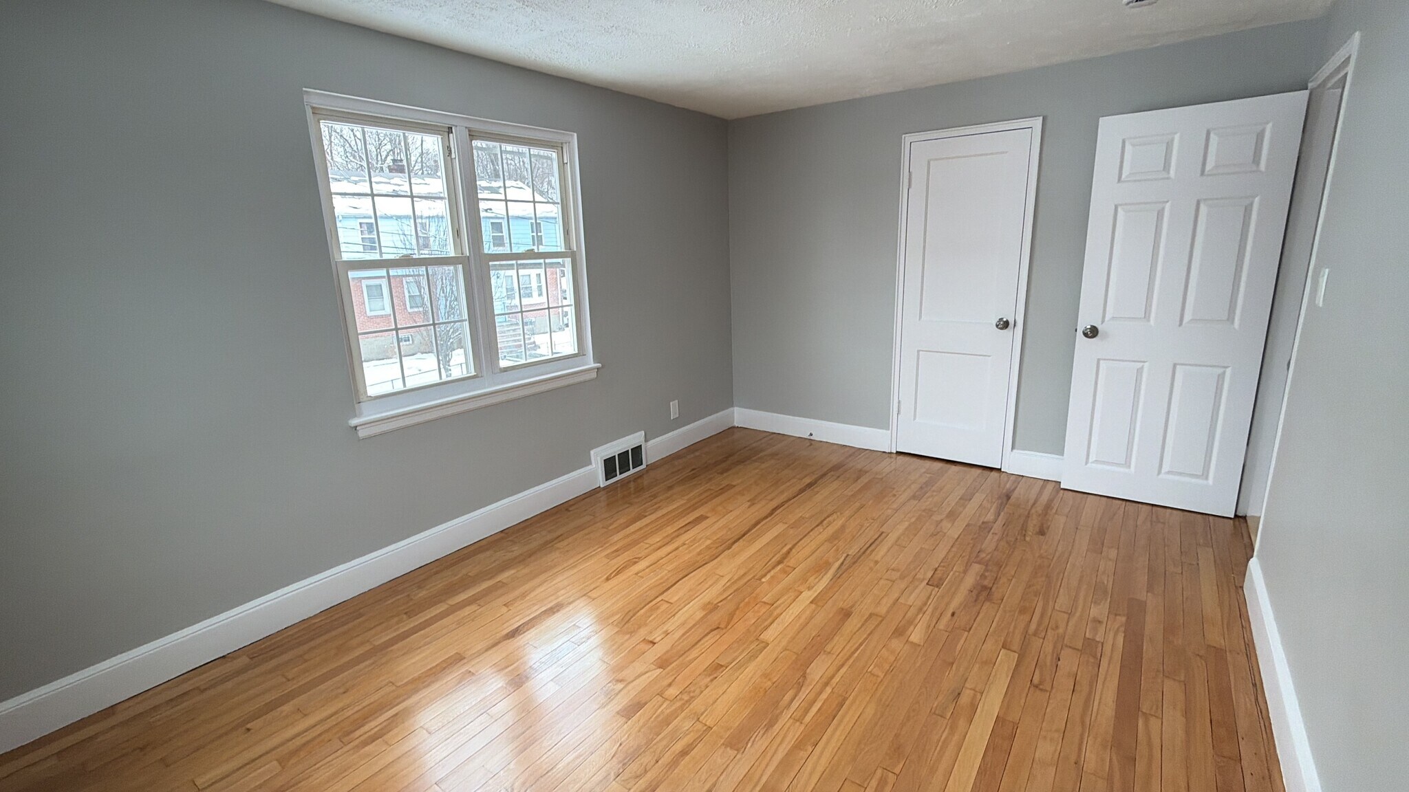 Building Photo - 3 Mamelon Cir