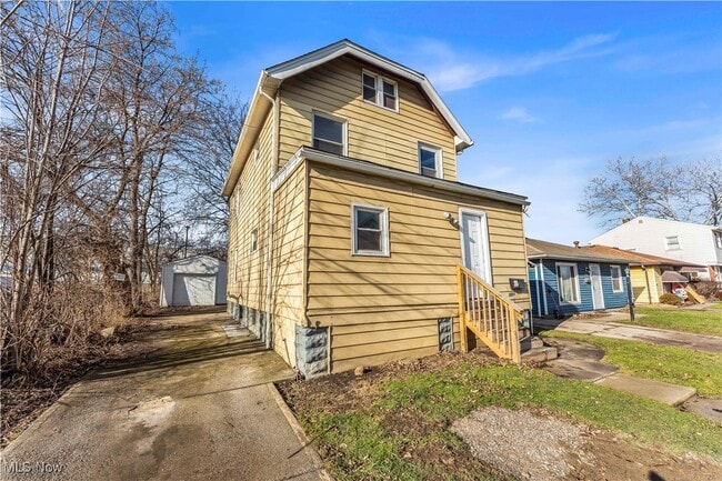 Building Photo - 3992 E 26th St