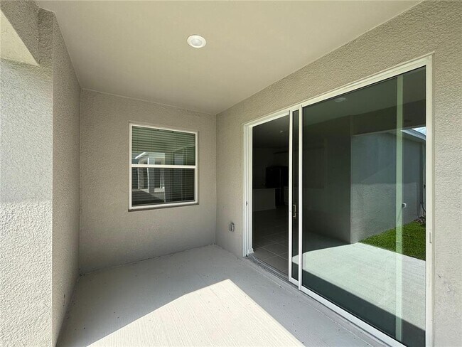 Building Photo - 6073 Meditation Dr