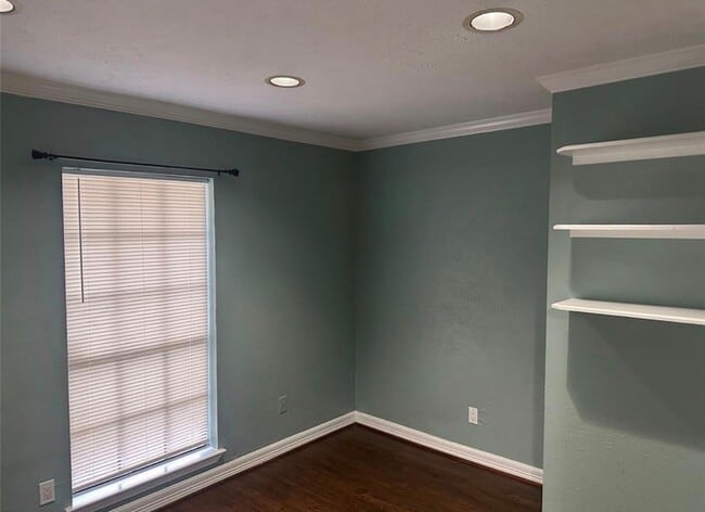 Building Photo - 4375 Kevinkay Dr