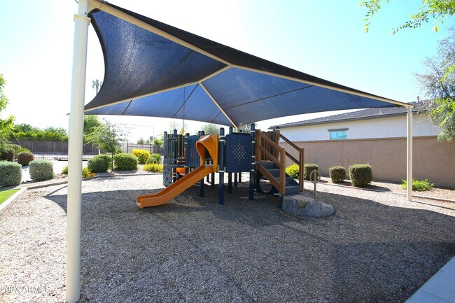 Building Photo - 1201 E Cherrywood Pl