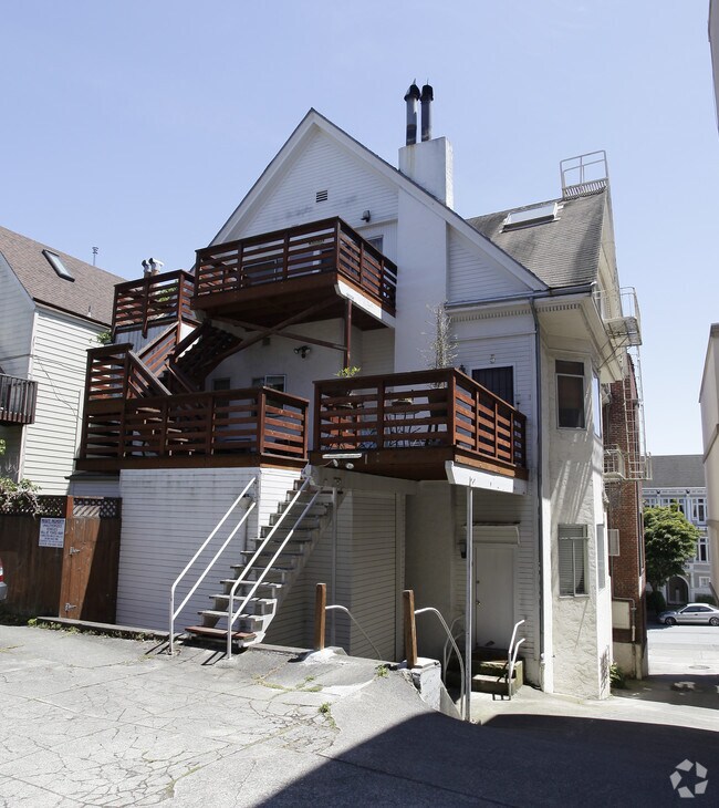 Building Photo - 3010 Clay St