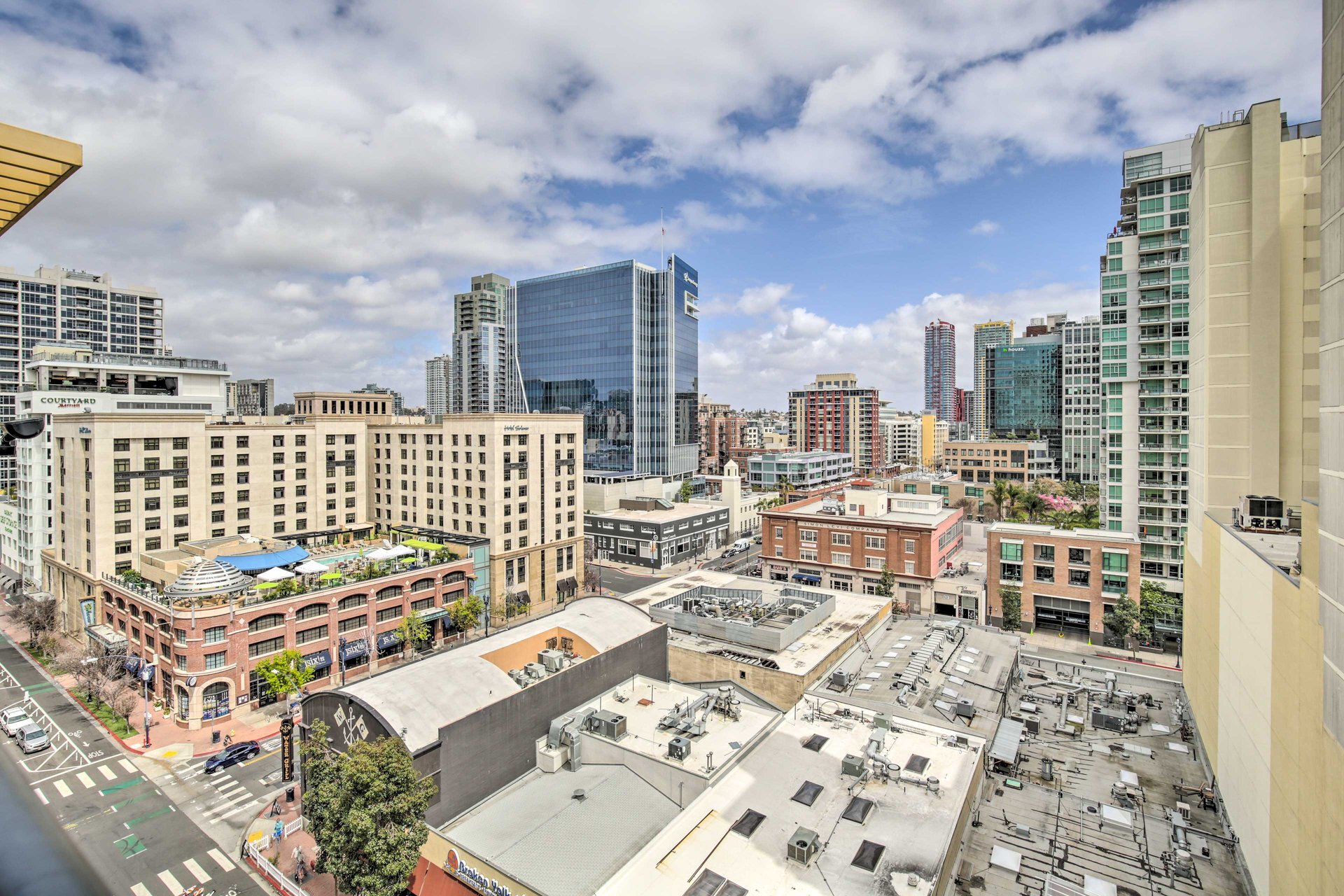 Building Photo - 530 K St