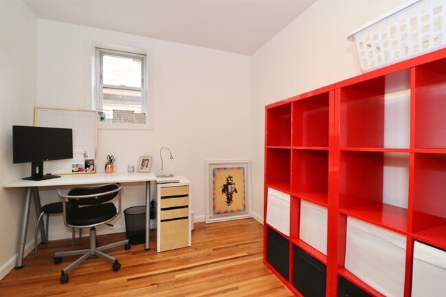 Building Photo - 206 Beacon Ave