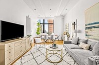 Building Photo - 310 E 46th St