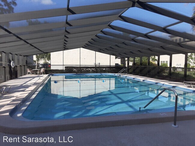 Building Photo - 3 br, 2.5 bath House - 4477 Sandner Dr.