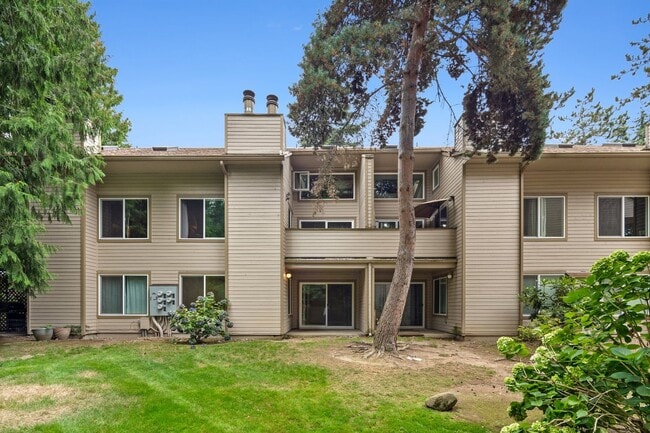 Building Photo - Ground floor 1 bed + bonus room in prime B...