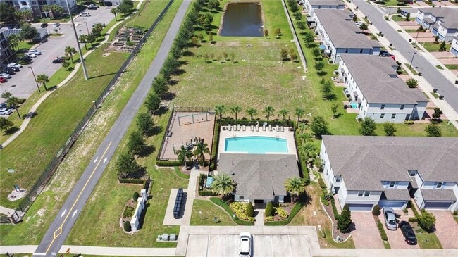 Building Photo - 2561 Red Spruce Wy
