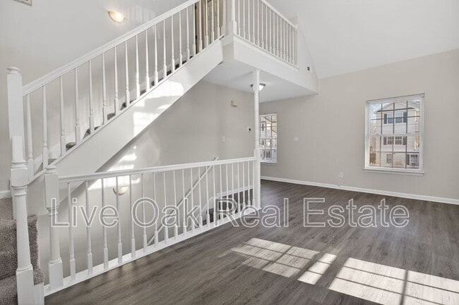 Building Photo - 1604 Parks Ave