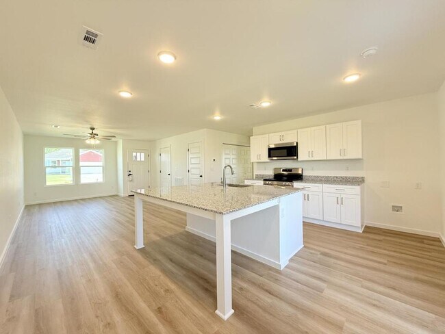 Building Photo - 218 Eagle Edge Dr