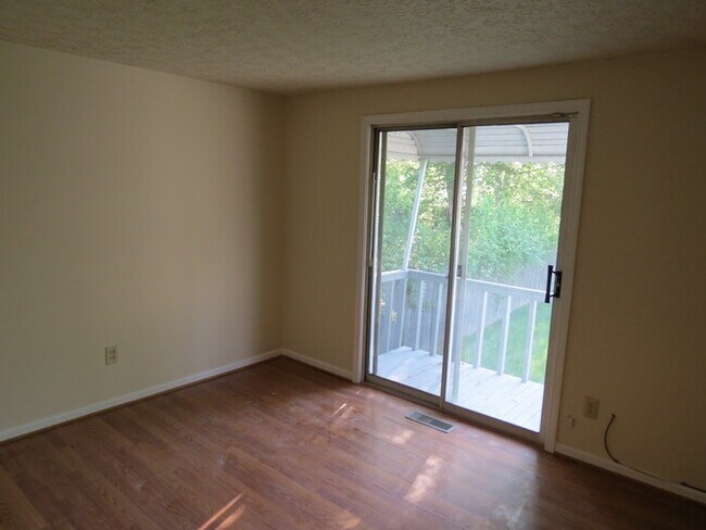 Building Photo - 1768 Hollow Run Dr