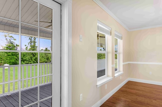 Building Photo - 7211 Bay Crest Rd