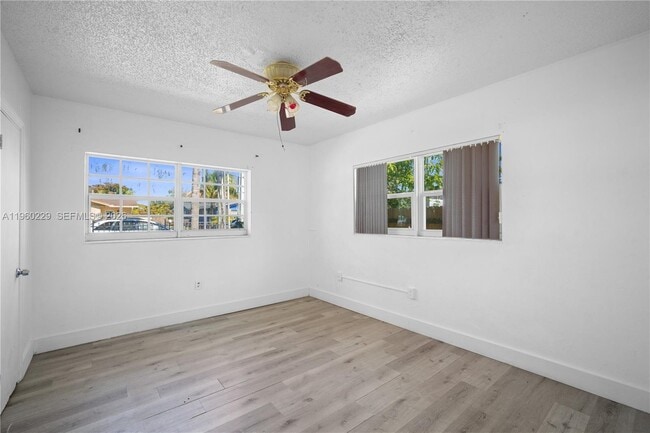 Building Photo - 1780 NE 146th St