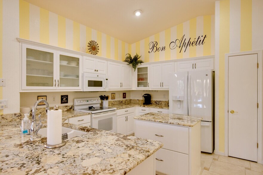 Building Photo - 4972 S Sugarberry Ln