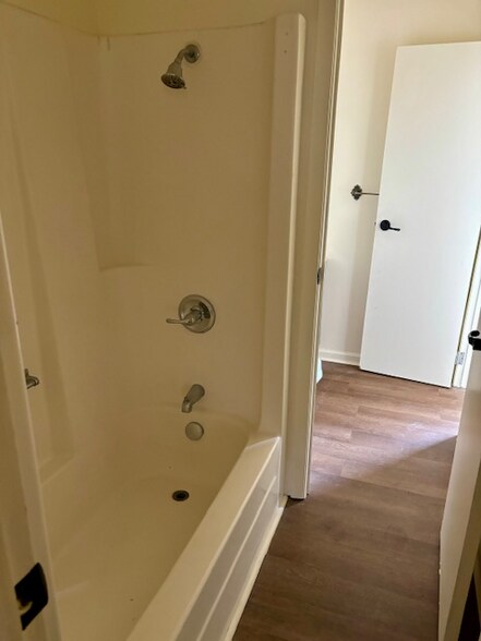 Building Photo - 1011 Giovanni St