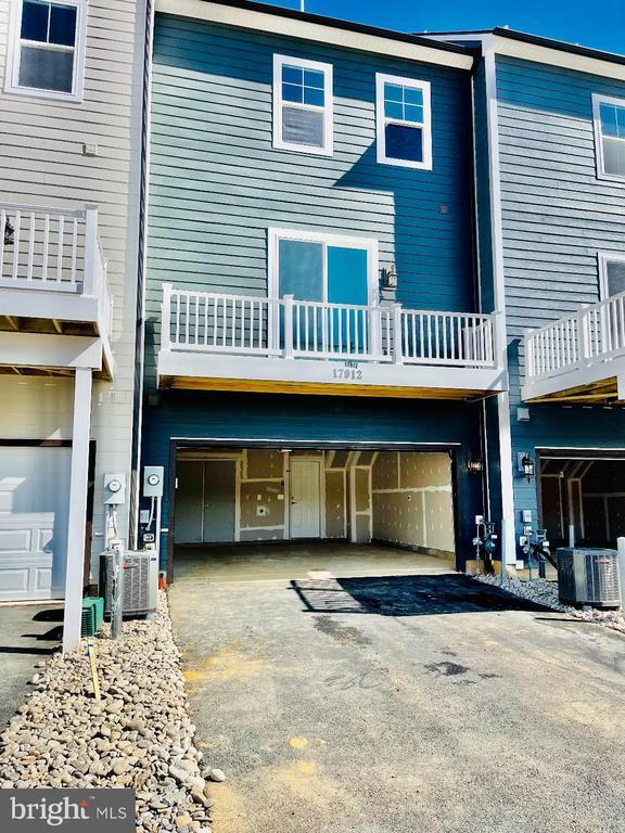 Building Photo - 17912 Woods Overlook Dr
