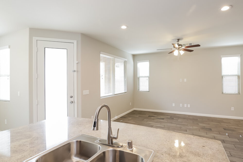 Building Photo - 6388 Kellyville Dr