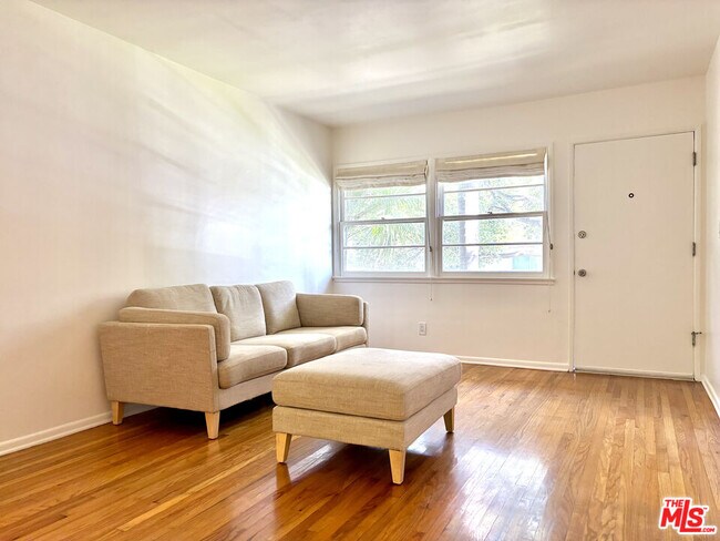 Building Photo - 1325 Washington Ave