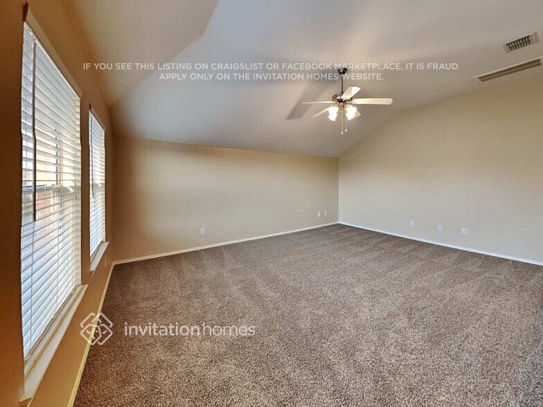 Building Photo - 1301 Spanish Moss Dr