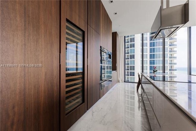 Building Photo - 17141 Collins Ave