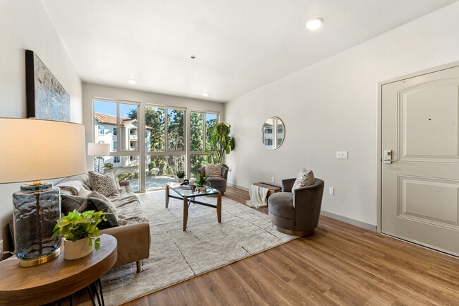 Building Photo - 3093 Broadway