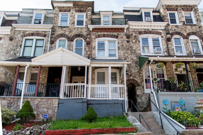 Primary Photo - 638 N 6th St