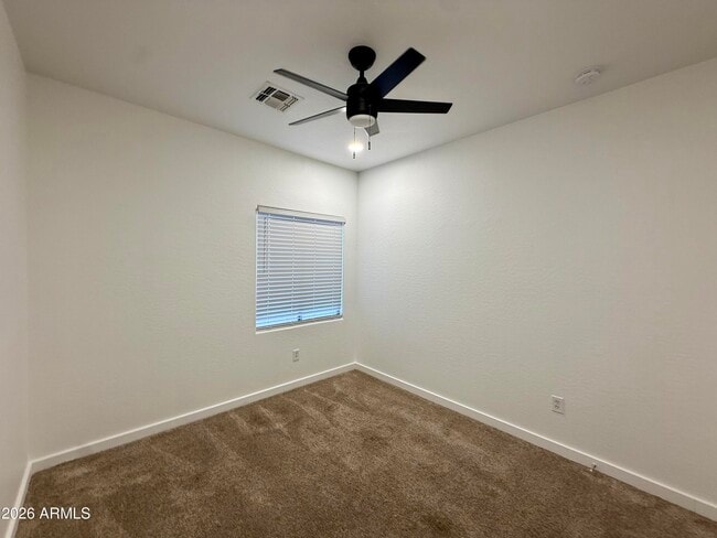 Building Photo - 15238 W Custer Ln