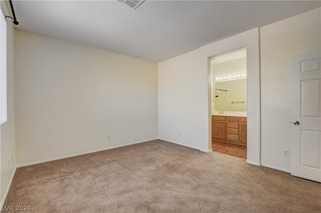 Building Photo - 9890 Ridgehaven Ave