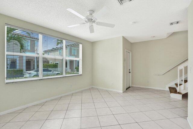 Building Photo - 10581 NW 57th Ct