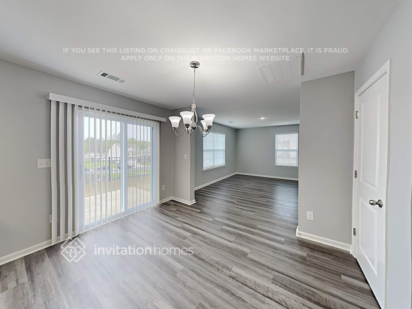 Building Photo - 989 Sundance Dr