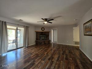 Building Photo - 5240 S 28th Pl