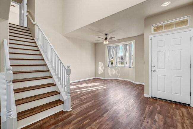 Building Photo - 5629 N Citrus Ln