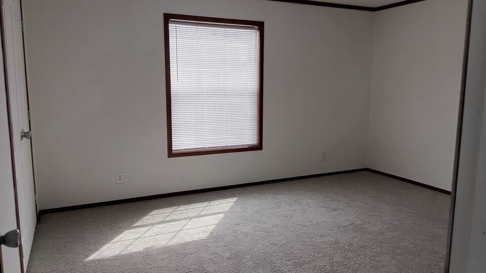 Building Photo - 49 Meggan Dr