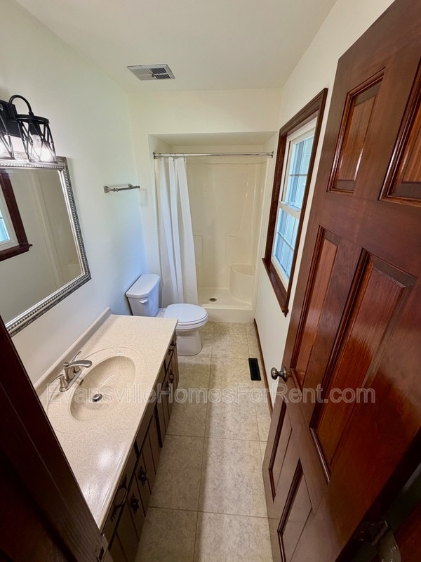 Building Photo - 1724 N Colony Dr