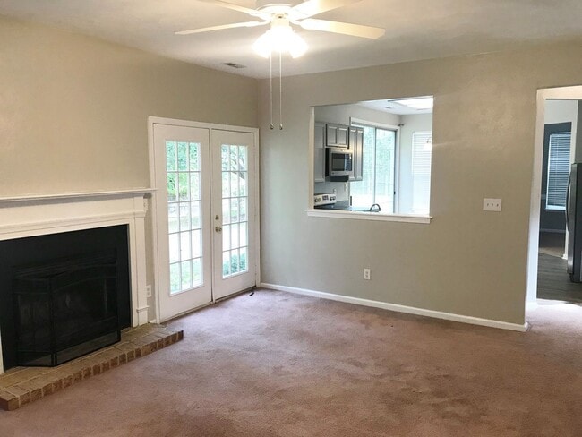 Building Photo - Oakbrooke Meadows