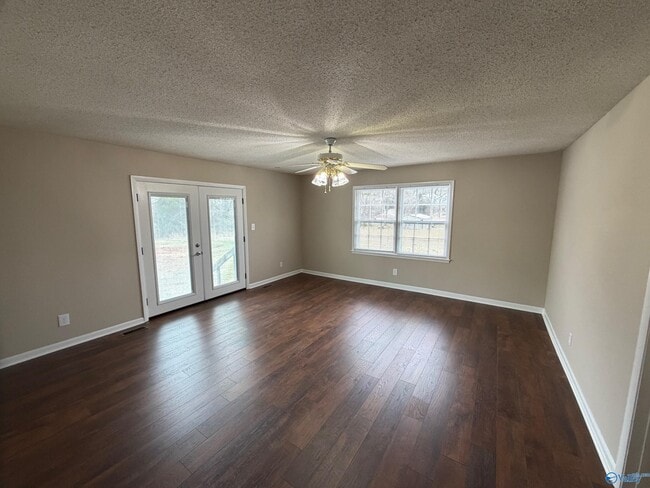 Building Photo - 16519 Market St