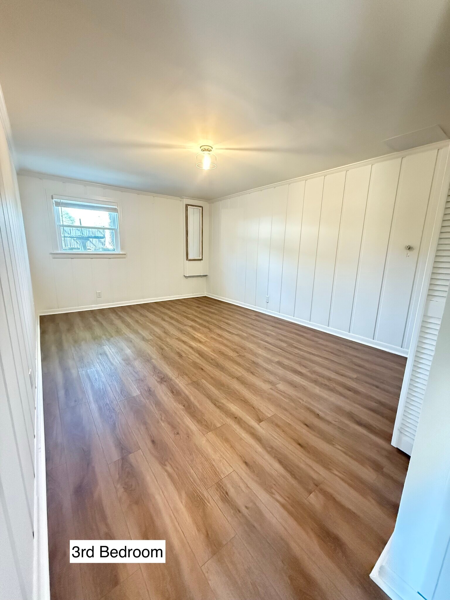 Building Photo - 214 Rosehill Dr