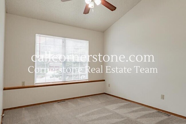 Building Photo - 630 Fernglen Ct