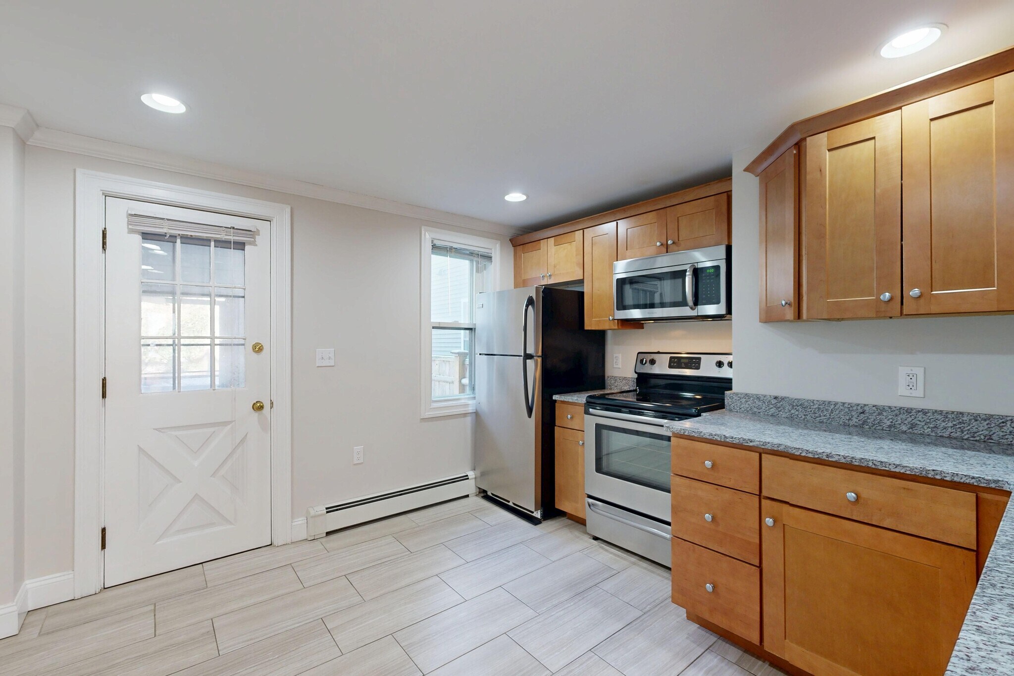 Building Photo - 234 Lexington St