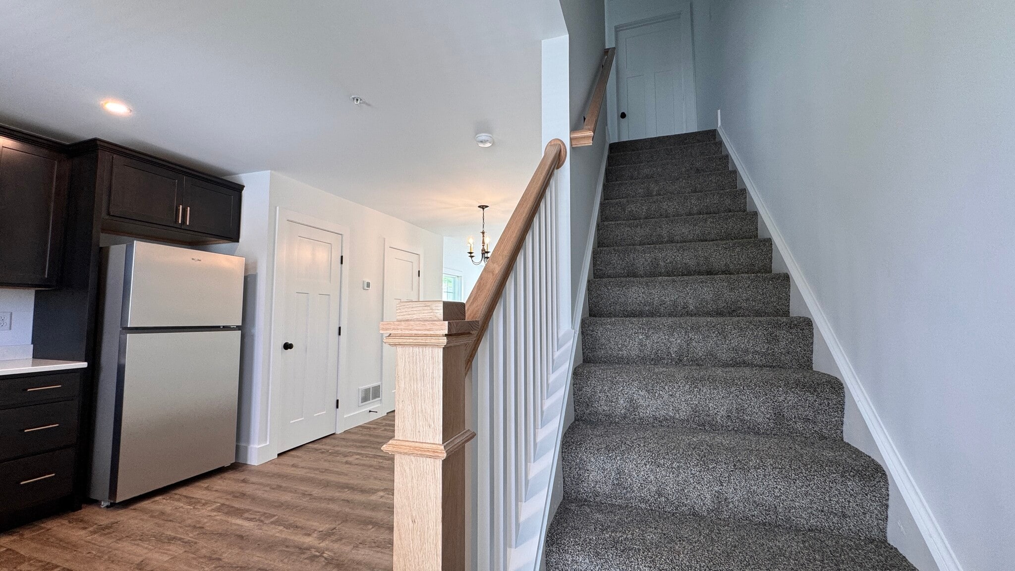 Building Photo - 19 Burk Ct