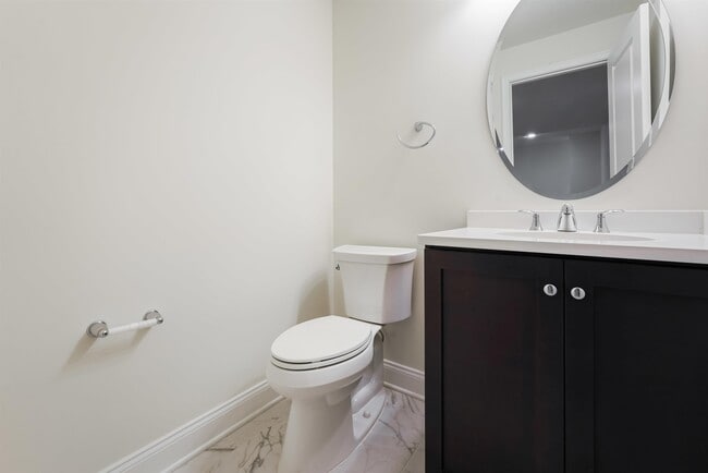 Building Photo - 22 Silent Nest Wy