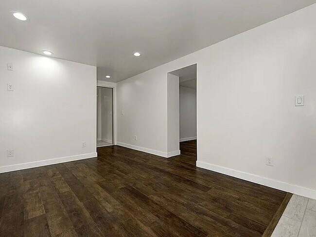 Building Photo - Classic Fauntleroy Home on a Spacious Lot ...