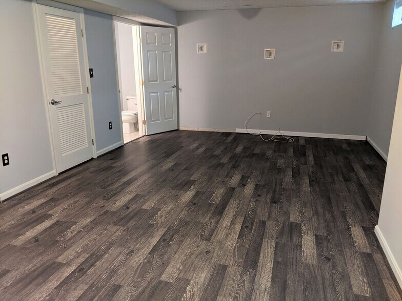 Building Photo - 307 Timberbrook Ct