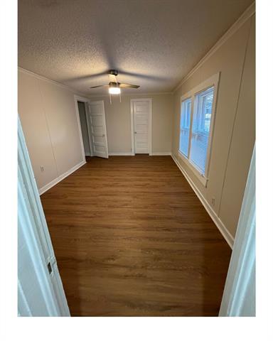 Building Photo - 805 W Spring St